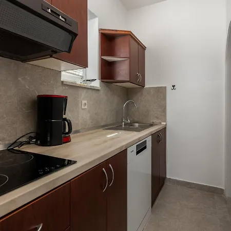 Apartamento Gorgeous In Barbat na Rabu